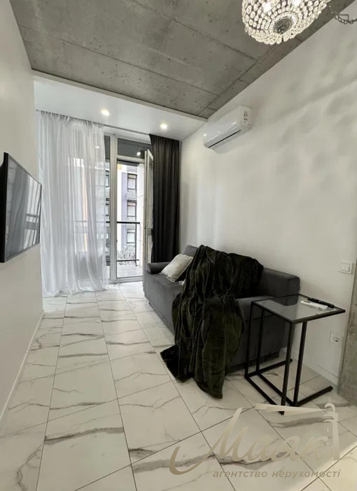 Аренда 1-комнатной квартиры 50м2в ЖК Французкий квартал 2, Предславинская ул., 42