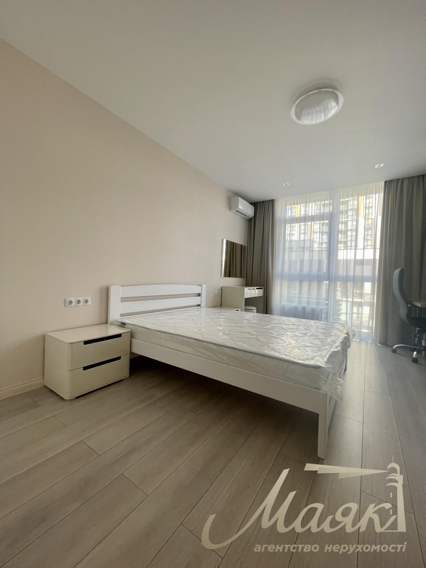 Аренда 3к. квартиры, ЖК "Французский квартал", ул. Предславинская