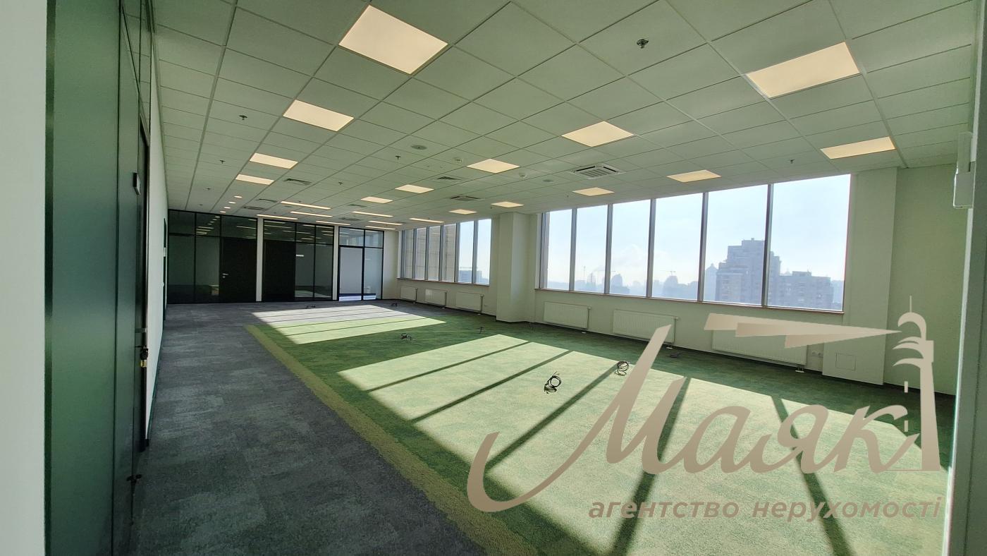 Оренда офісу 1373м2 в БЦ Сенатор, вул.Князів Острозьких 32/2, Печерськ.
