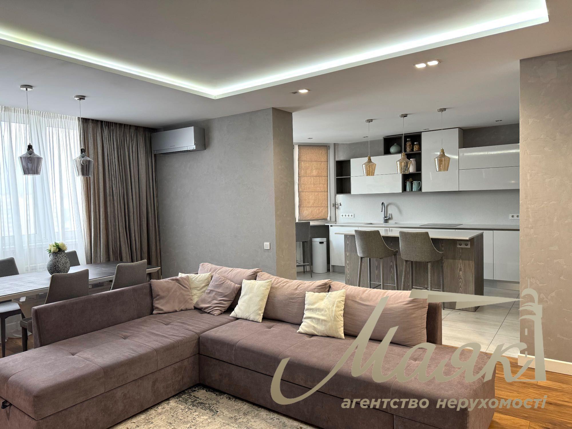 Продаж 4к квартири ЖК Молодіжний Квартал, вул. Чавдар, Осокорки