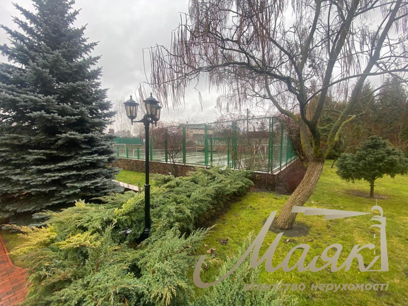 Sale of land opposite the forest with communications, the village of Lesniki.