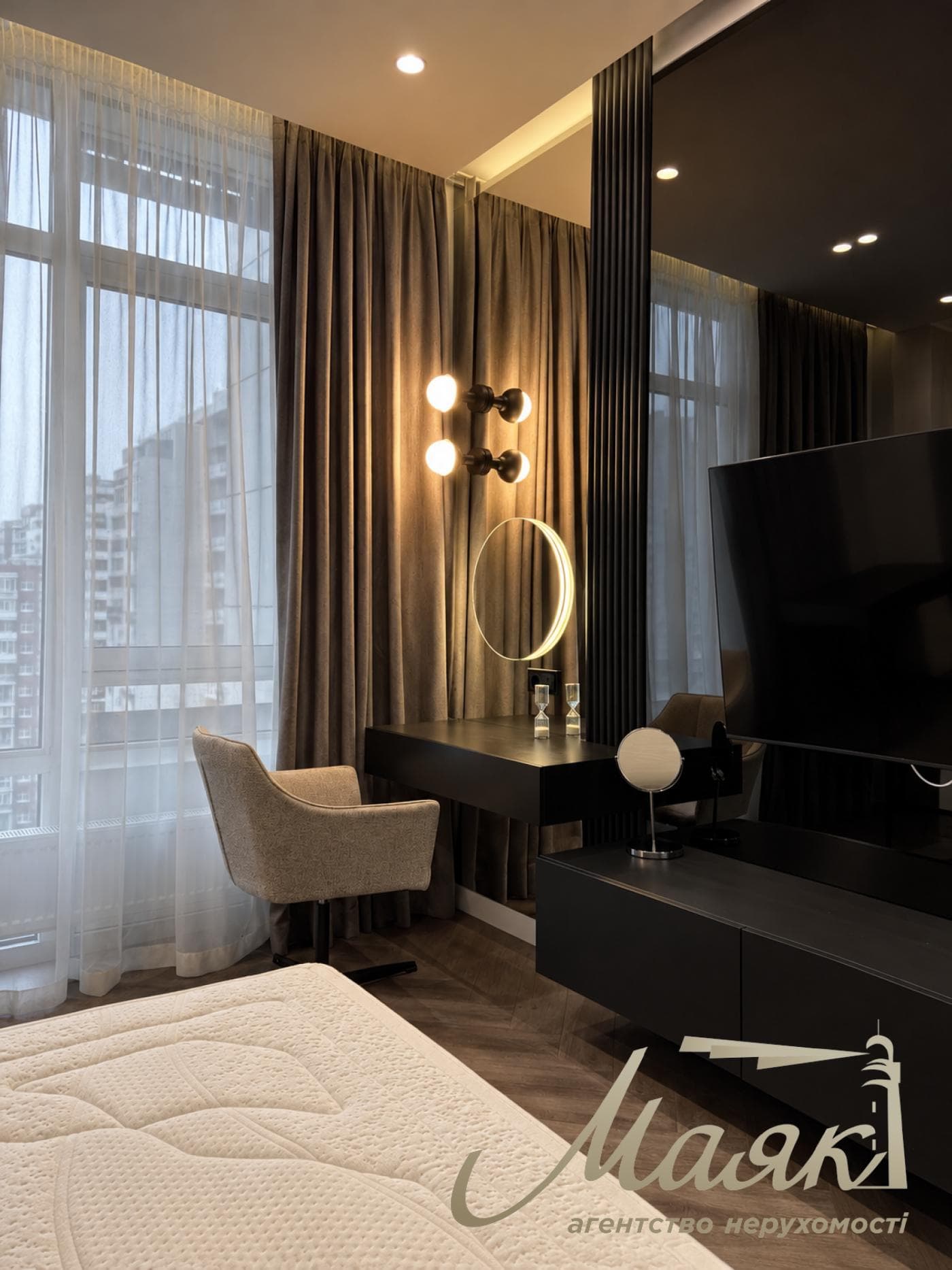 Продаж 1-кімнатної квартири площею 58 м² з дизайнерським ремонтом у ЖК «Бульвар Фонтанів», Печерськ, Київ