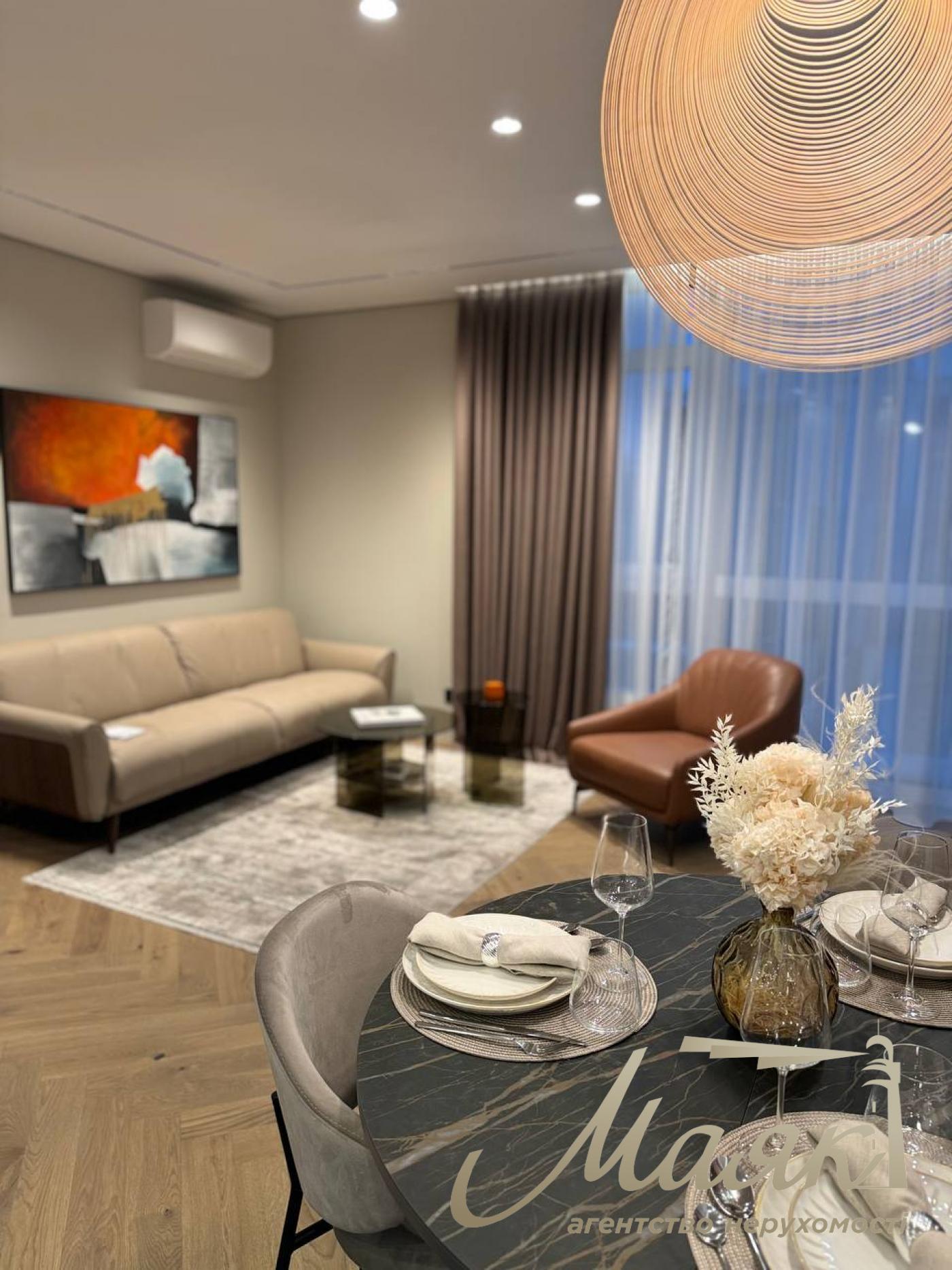 Продаж 2 кімнатної квартири, 80м2, Французький квартал 2, вул. Джона Маккейна.