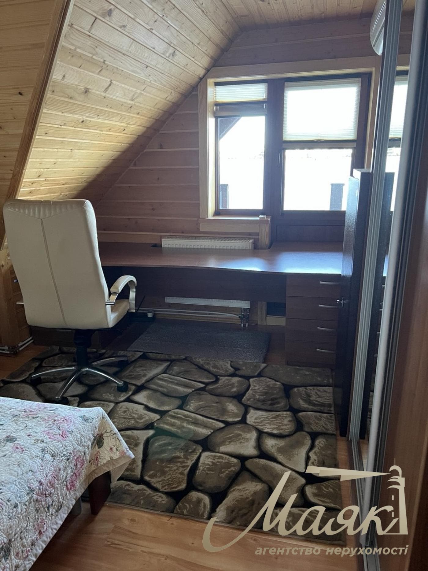 Продаж будинку на воді площею 200 м², 7 соток, Рів'єра-Золоче, Бориспільський район