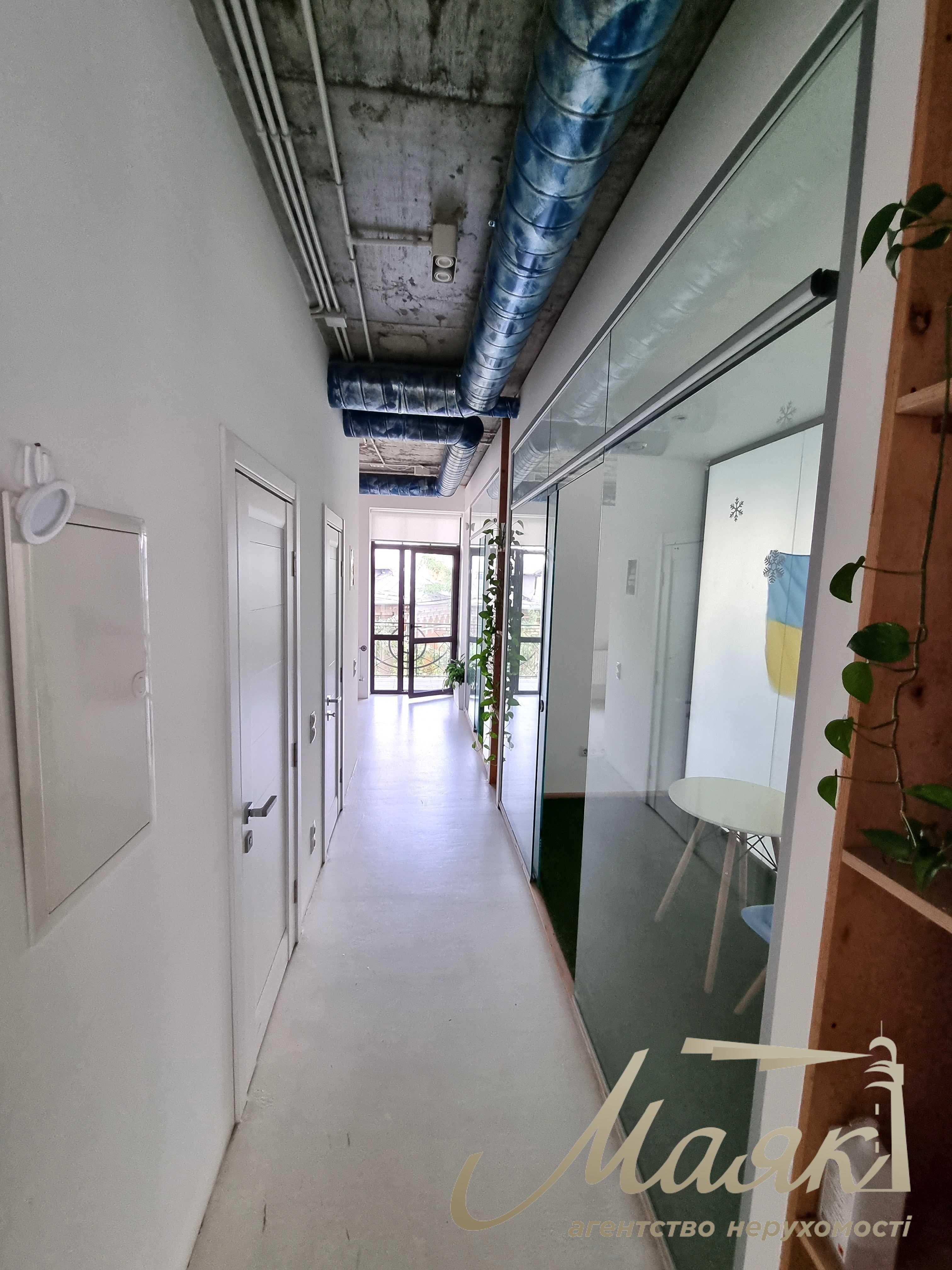 Office for rent 135 m2, 51A Vozdvizhenskaya str.