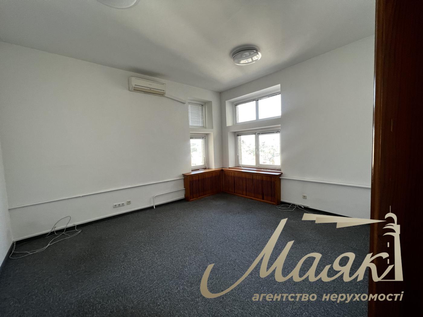 Office space for rent 160m2, Antonovicha st. 103A, Pechersk