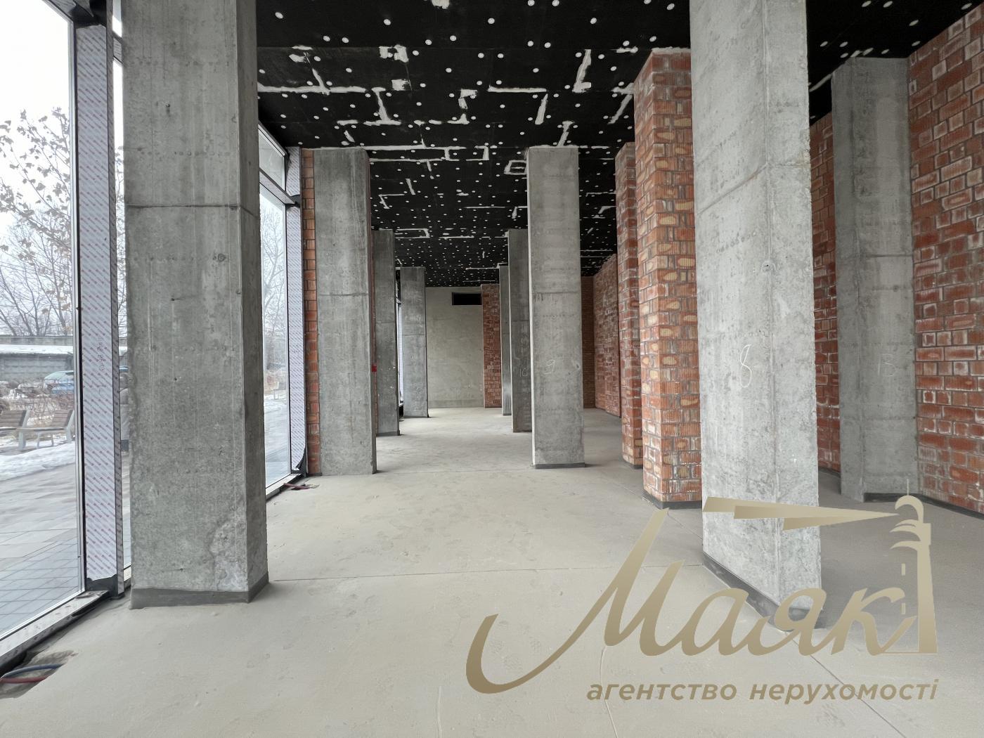 Sale of facade premises 113.3 m2, residential complex UNIT HOME.