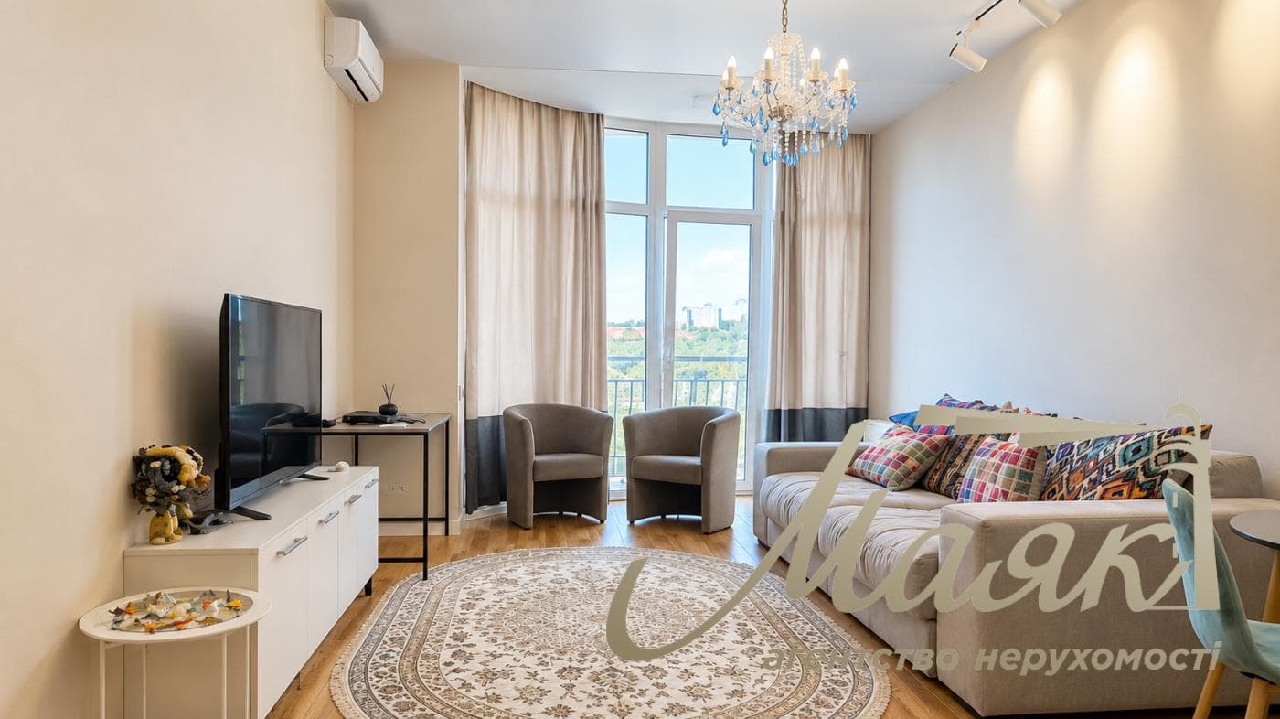 Продажа видовой 2-комнатной квартиры 60 м² в ЖК бизнес-класса | Антоновича, 72 | С мебелью и техникой