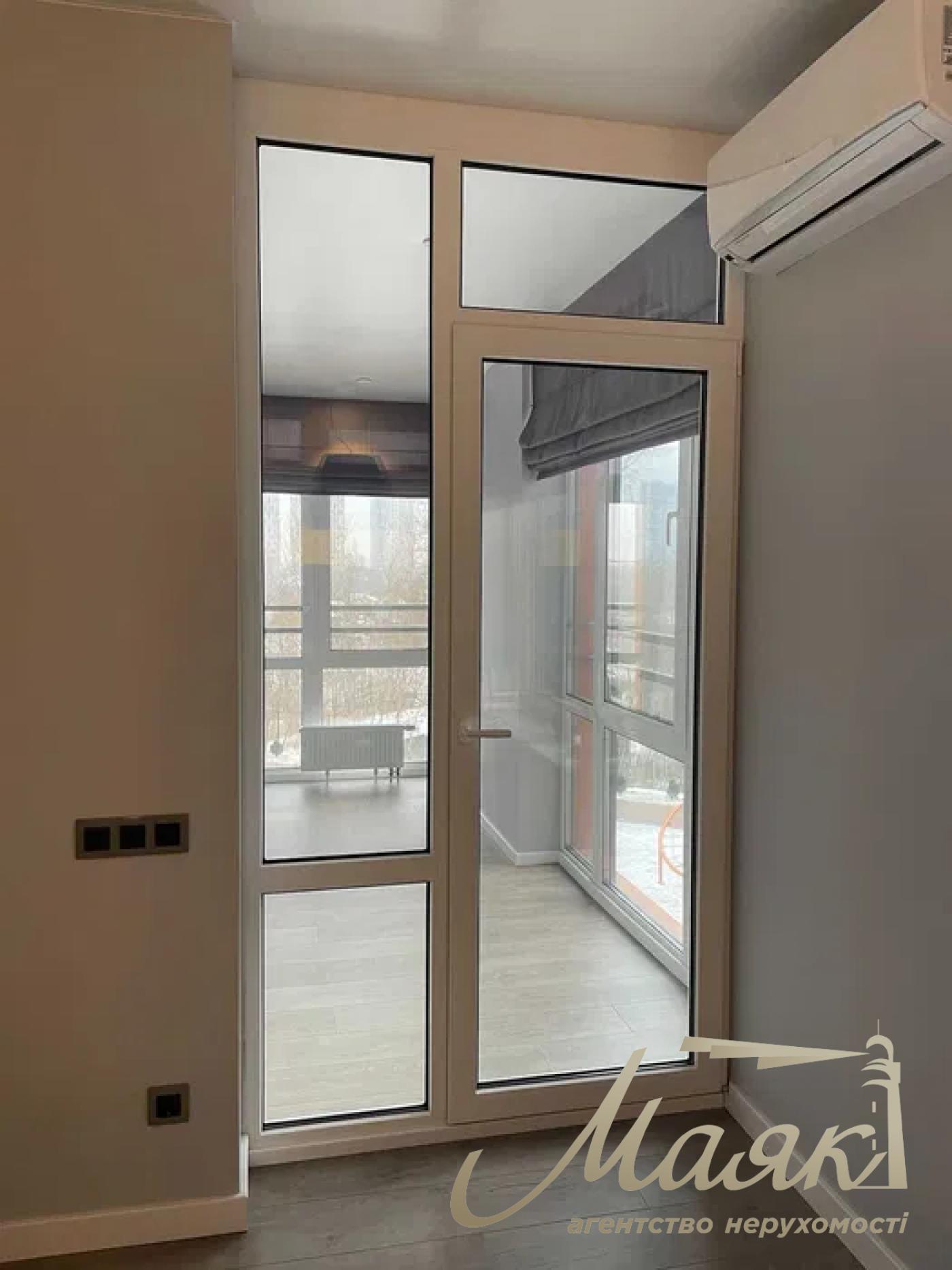 Sale of 2-room apartment, 70m2, residential complex Seven