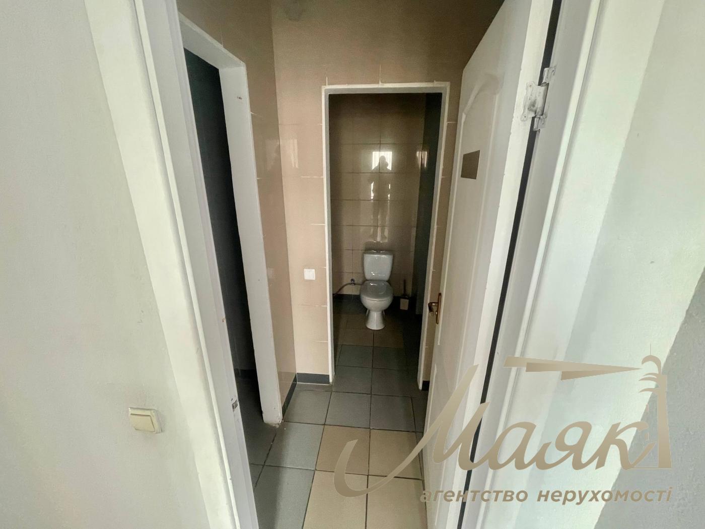 Commercial premises for rent 150m2 in BC NEST, Lipkovskyi Vokzalna