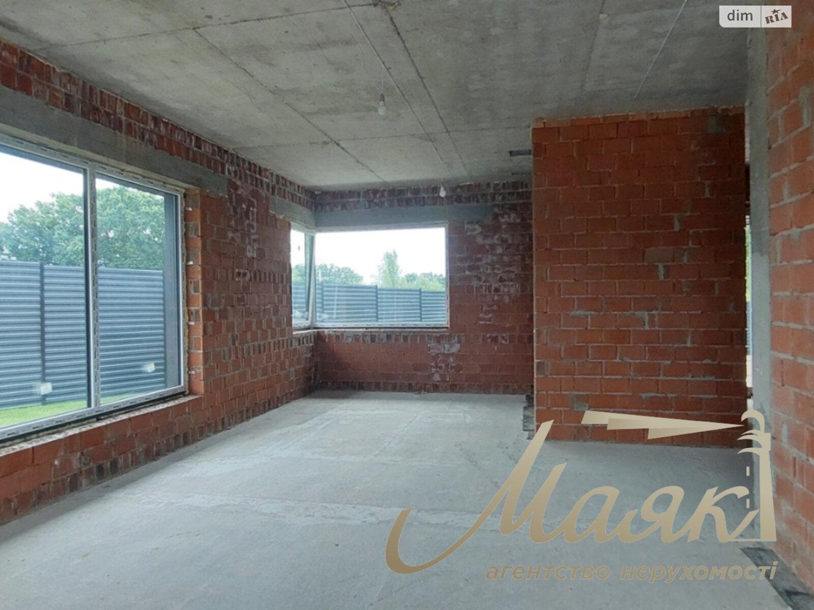 For sale 2 storey house with a plot of 5 hectares, 163 sq. m, 4 rooms, on Marshal Voroshilova St. - ID 33446966