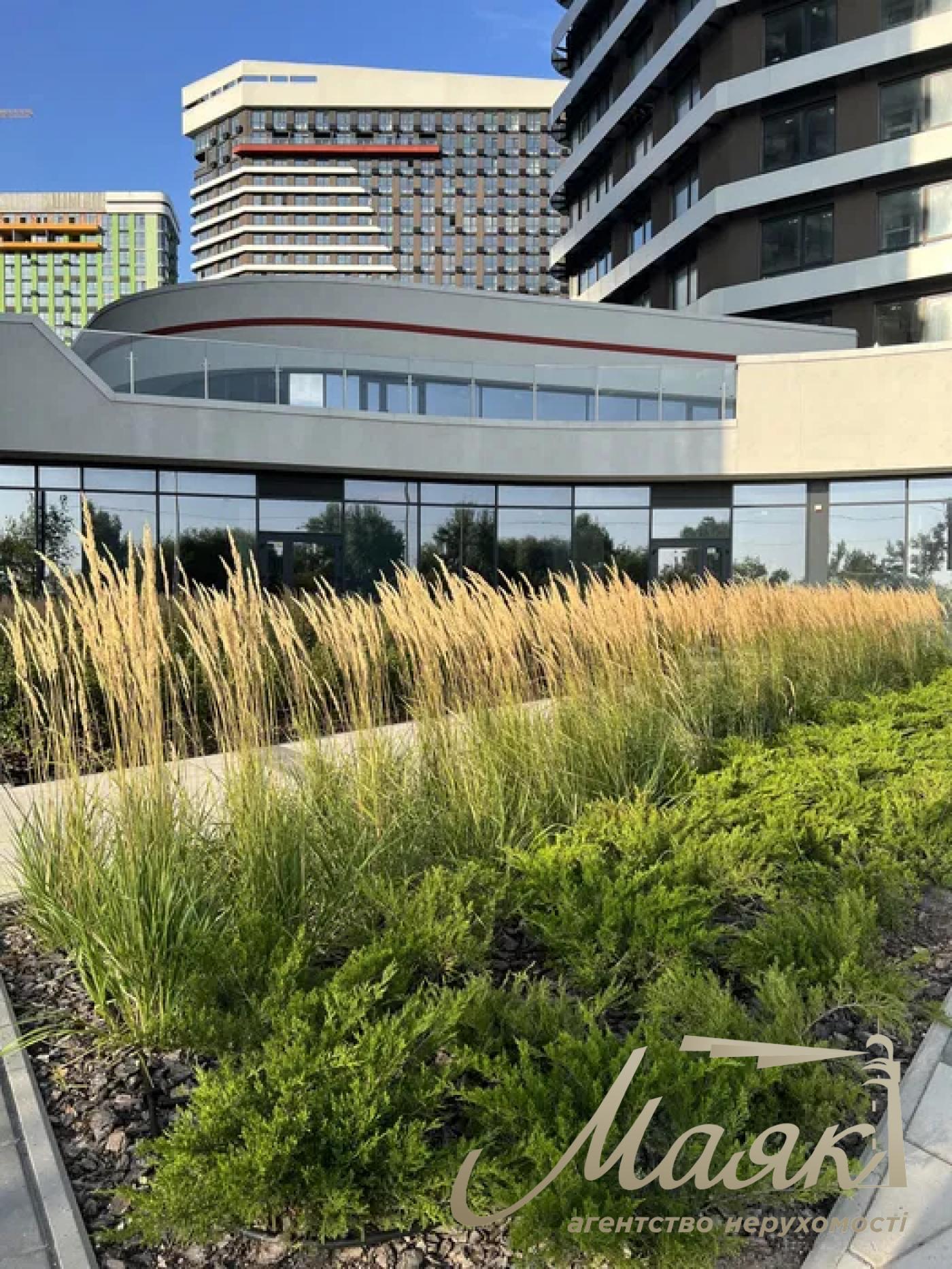 Sale of 2-room apartment in the Great residential complex, Dneprovskaya Embankment.