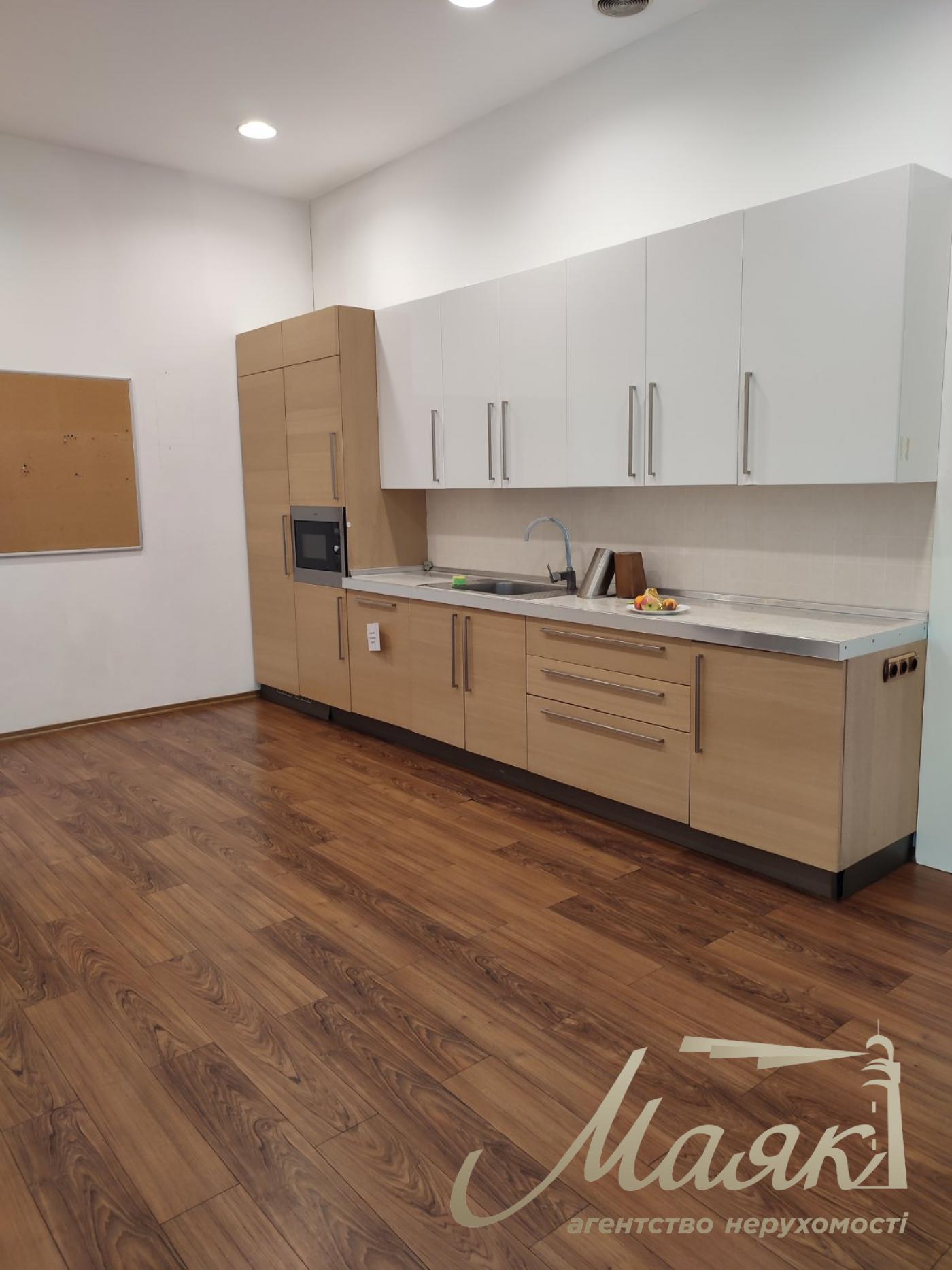 Оренда офісу 976м2 у БЦ Horizon Park