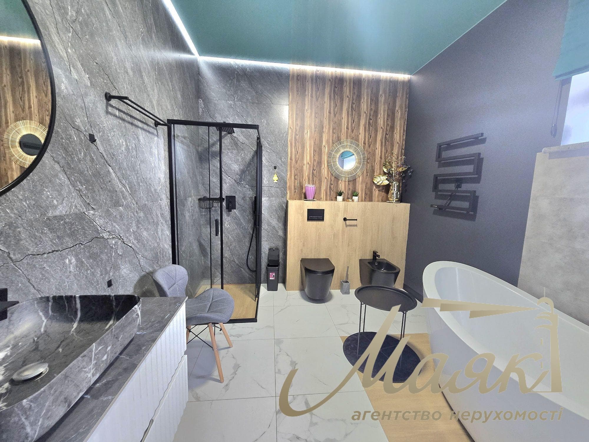 Оренда преміального будинку площею 250 м² із SPA-комплексом та цілорічним басейном у Лесниках
