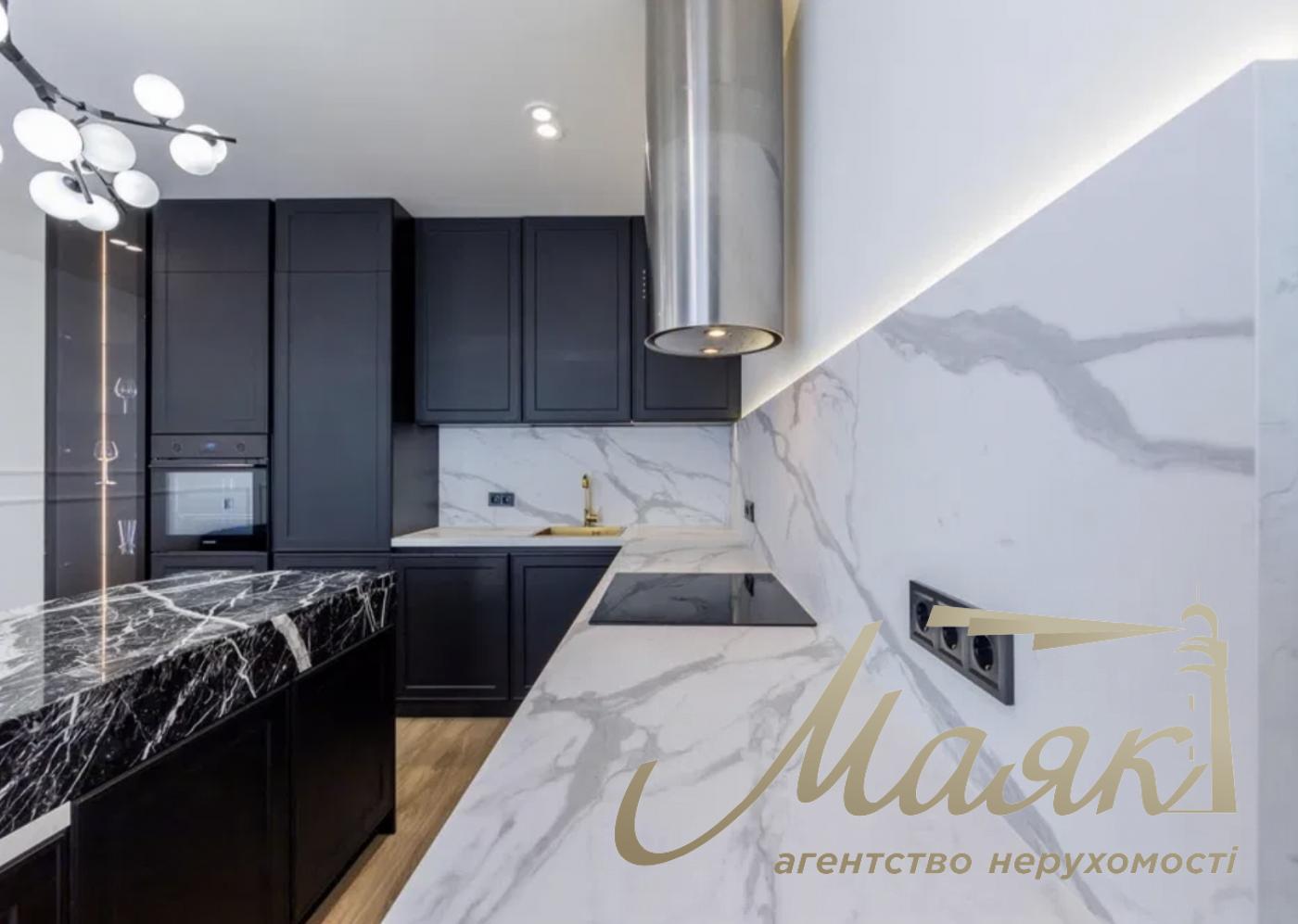 Продаж квартири 70 м² з дизайнерським ремонтом - ЖК "Новопечерська Вежа", вул. Бойчука 41Б