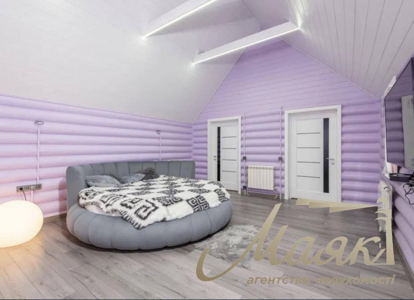 Оренда 2-х поверхового будинку 250м2 , Круглик