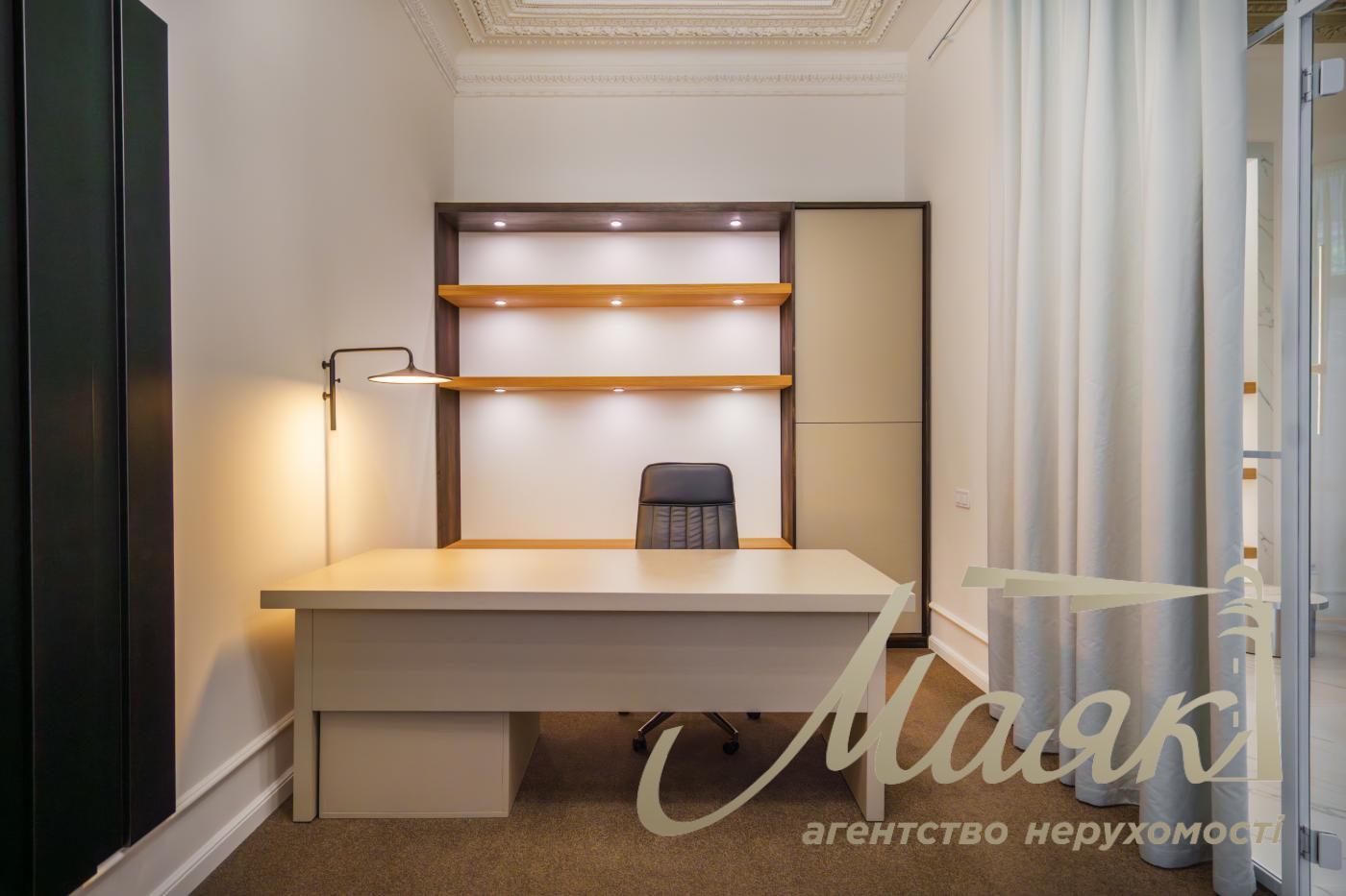 Оренда офісу в центрі, вул. Шота Руставеллі