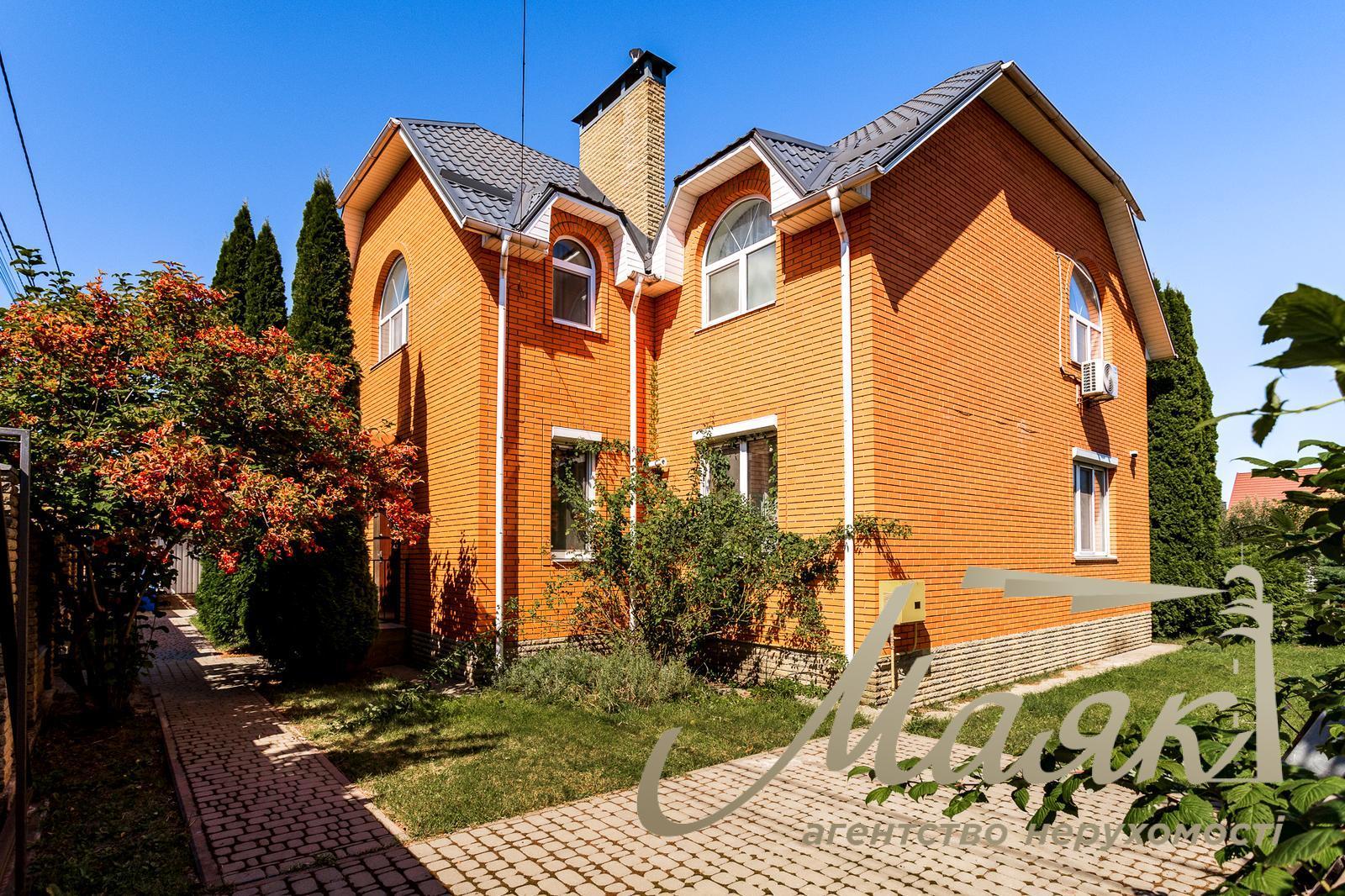 Продаж будинку 233 кв.м. у с.Хотів