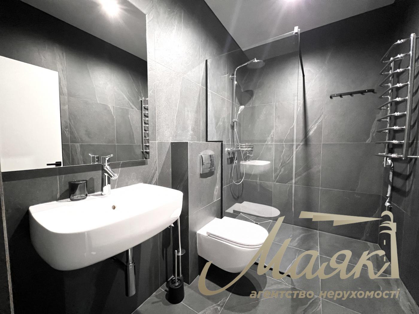 Rent 2-storey house 157m2, Goloseevsky district