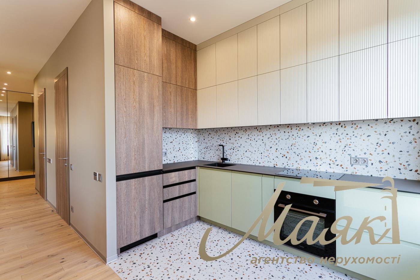 Продаж 3х-кімнатної квартири 86 м2 в ЖК "ЖК RESIDENT Concept House" Володимирська 86а, Київ