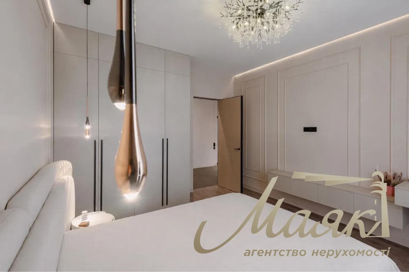 Продаж 2-кімнатної квартири в центрі Печерська, вул. Антоновича, 103