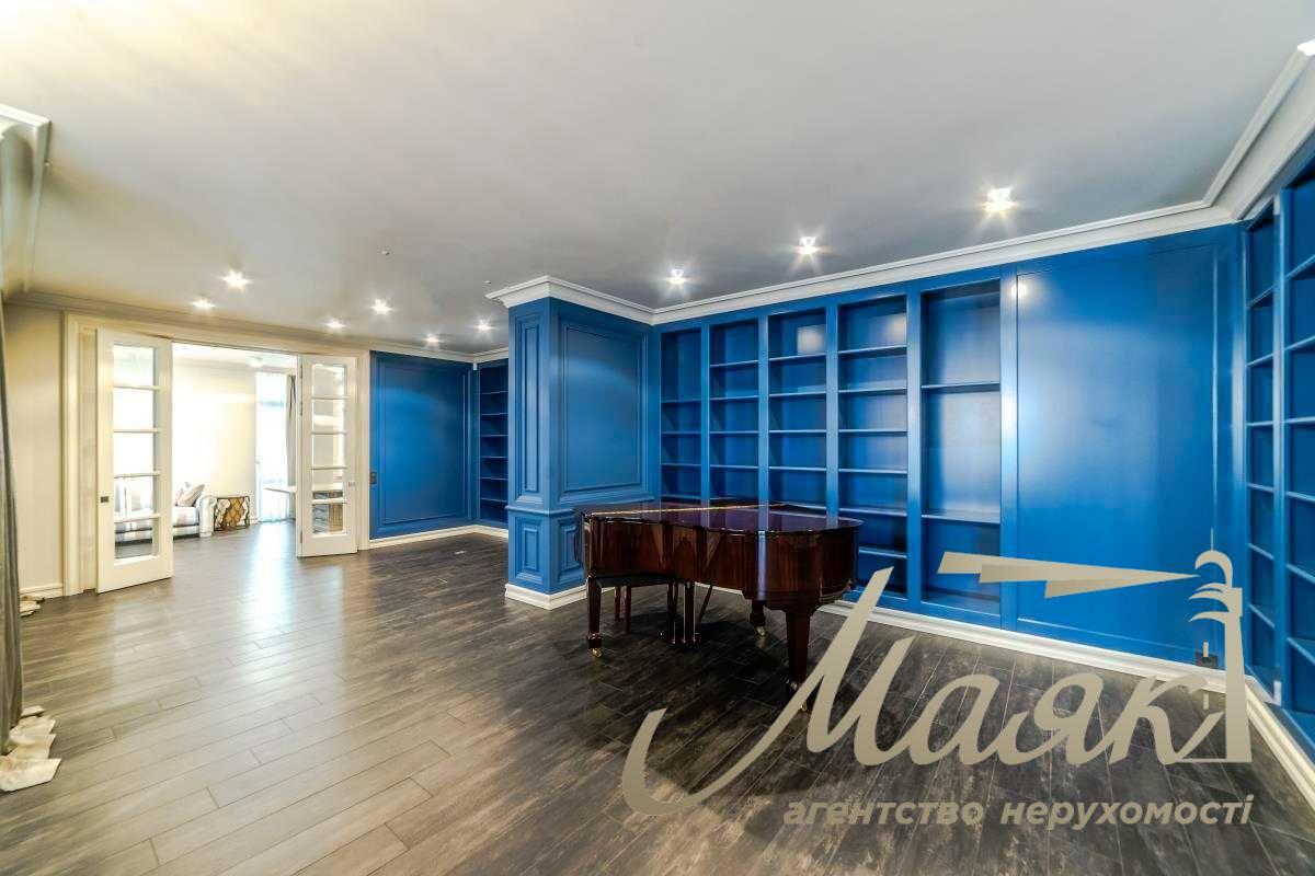 For sale 9-room penthouse with terrace in LCD "Novopecherskie Lipki", Pechersky district, Kiev, 660 m²