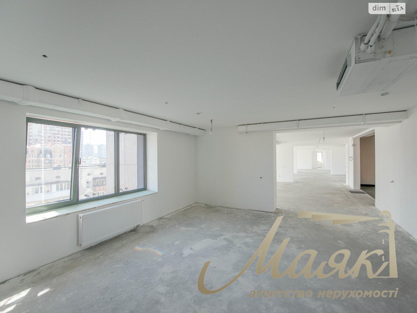 Office for rent 2109m2 on Saksaganskogo street 53/80, Center