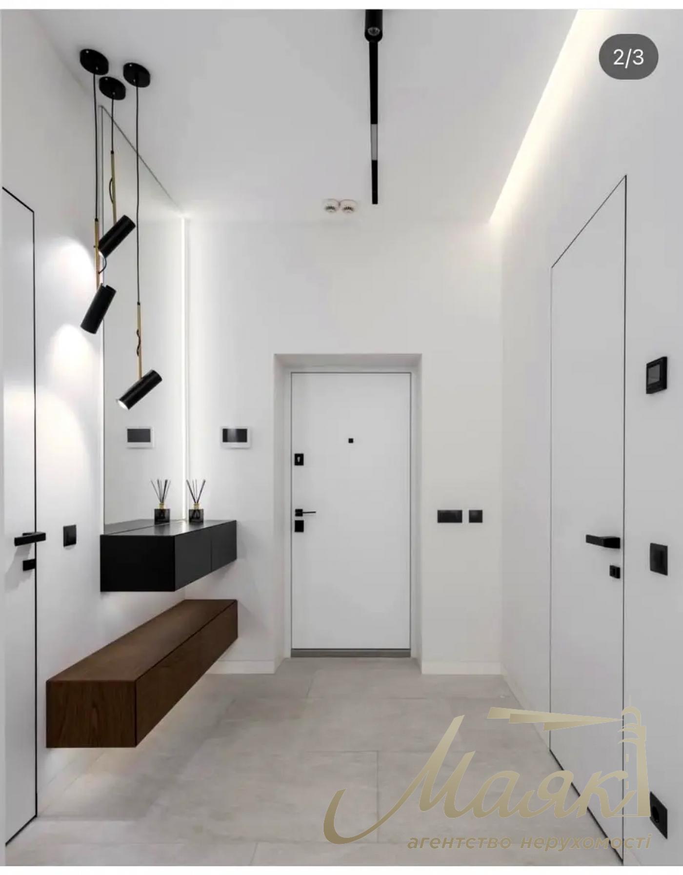 For sale 3-bedroom apartment in LCD "Novopecherskie Lipki", Verkhoglyada street (Dragomirov)