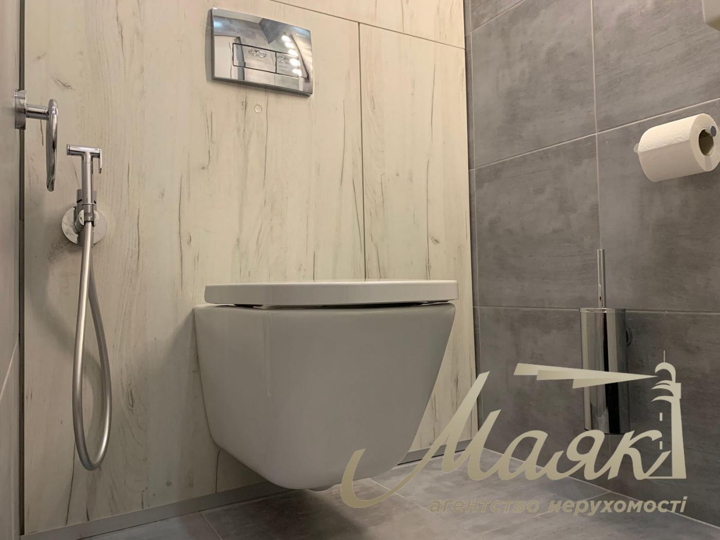 Rent of 1 room apartment in residential complex Podol Grad, Degtyarnaya st. 7, Podol