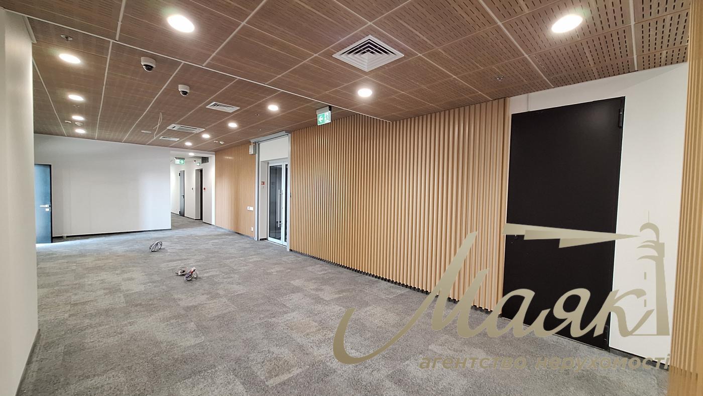 Оренда офісу 1373м2 в БЦ Сенатор, вул.Князів Острозьких 32/2, Печерськ.