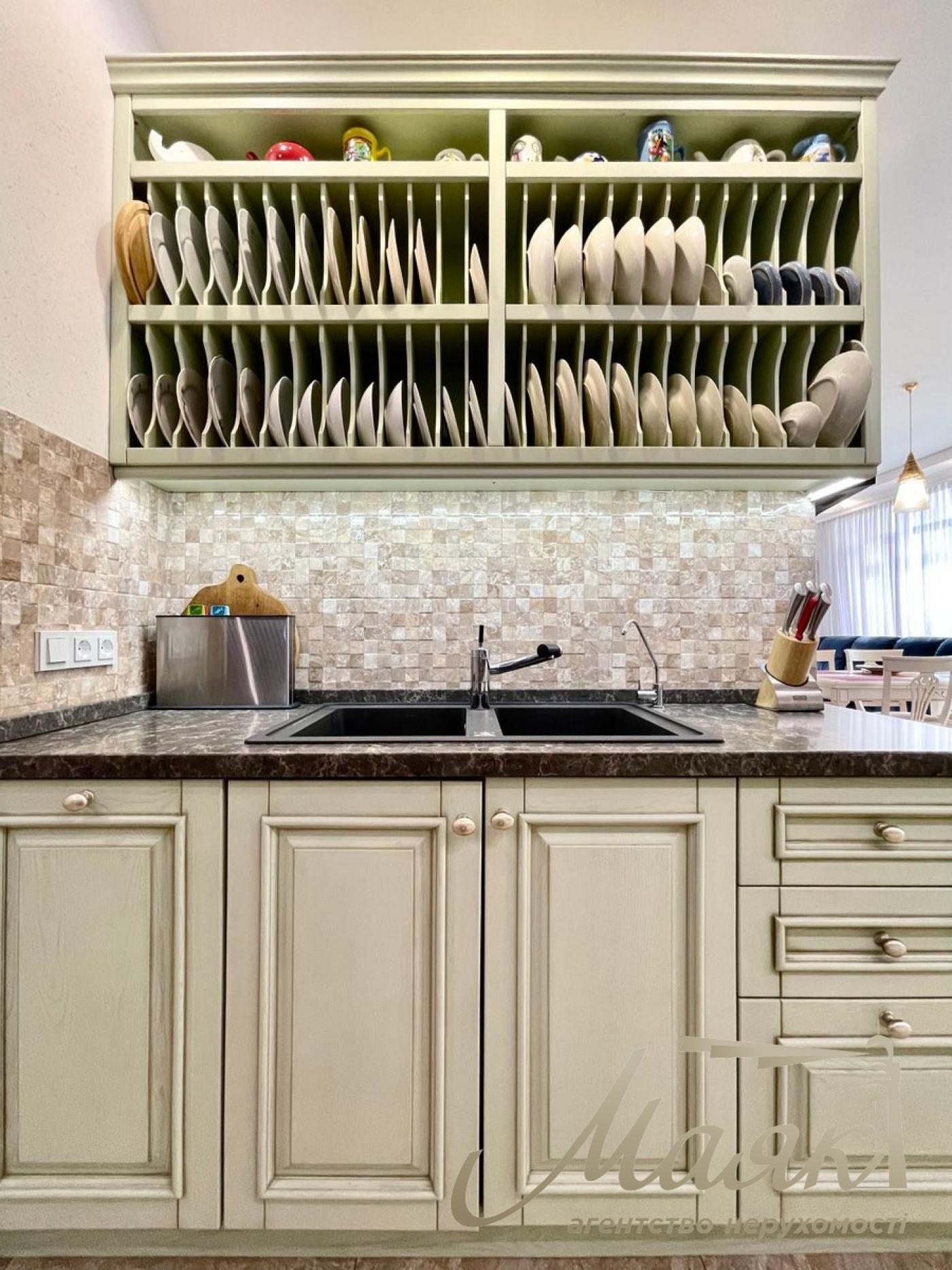 Продаж квартири ЖК "Бульвар фонтанів" вул. Іоанна Павла II (Лумумби Патріса) 6/1 у Києві / A-113188