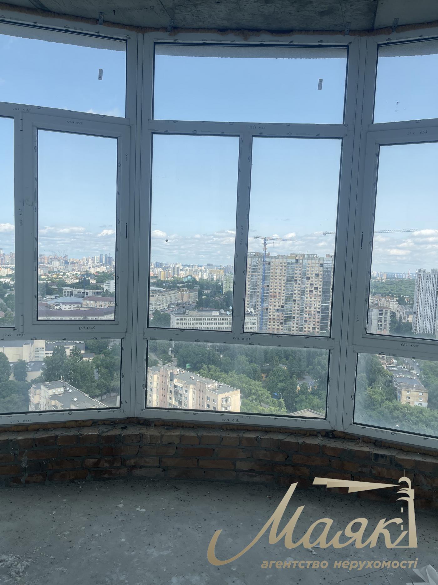 Продажа 3 к.квартиры Жк 4 сезона