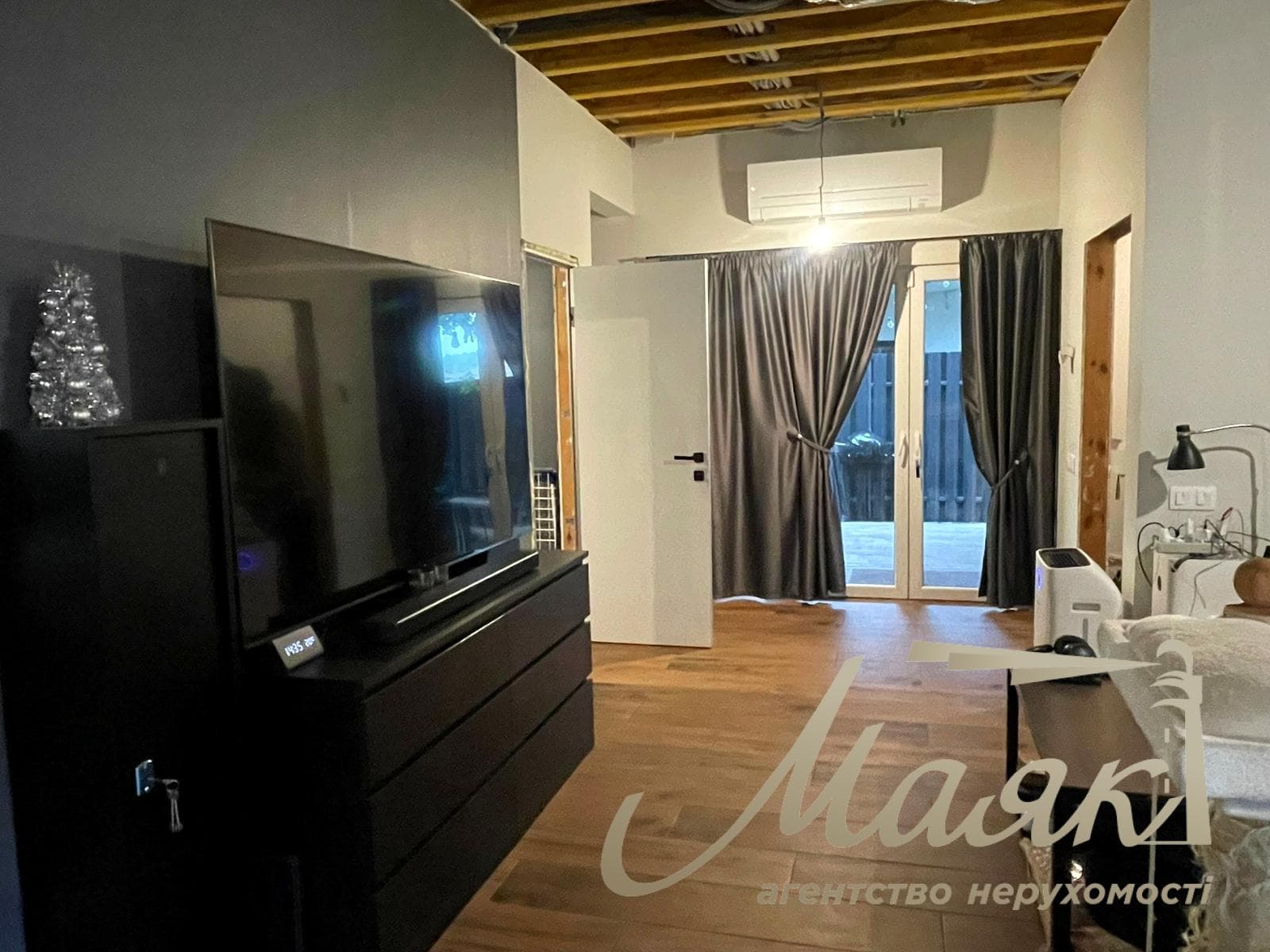 For sale duplex 114m2 in LCD Mallorn, Kryukovshchyna village, Yaroslavskaya street, 5B, Kyiv-Svyatoshinsky district.