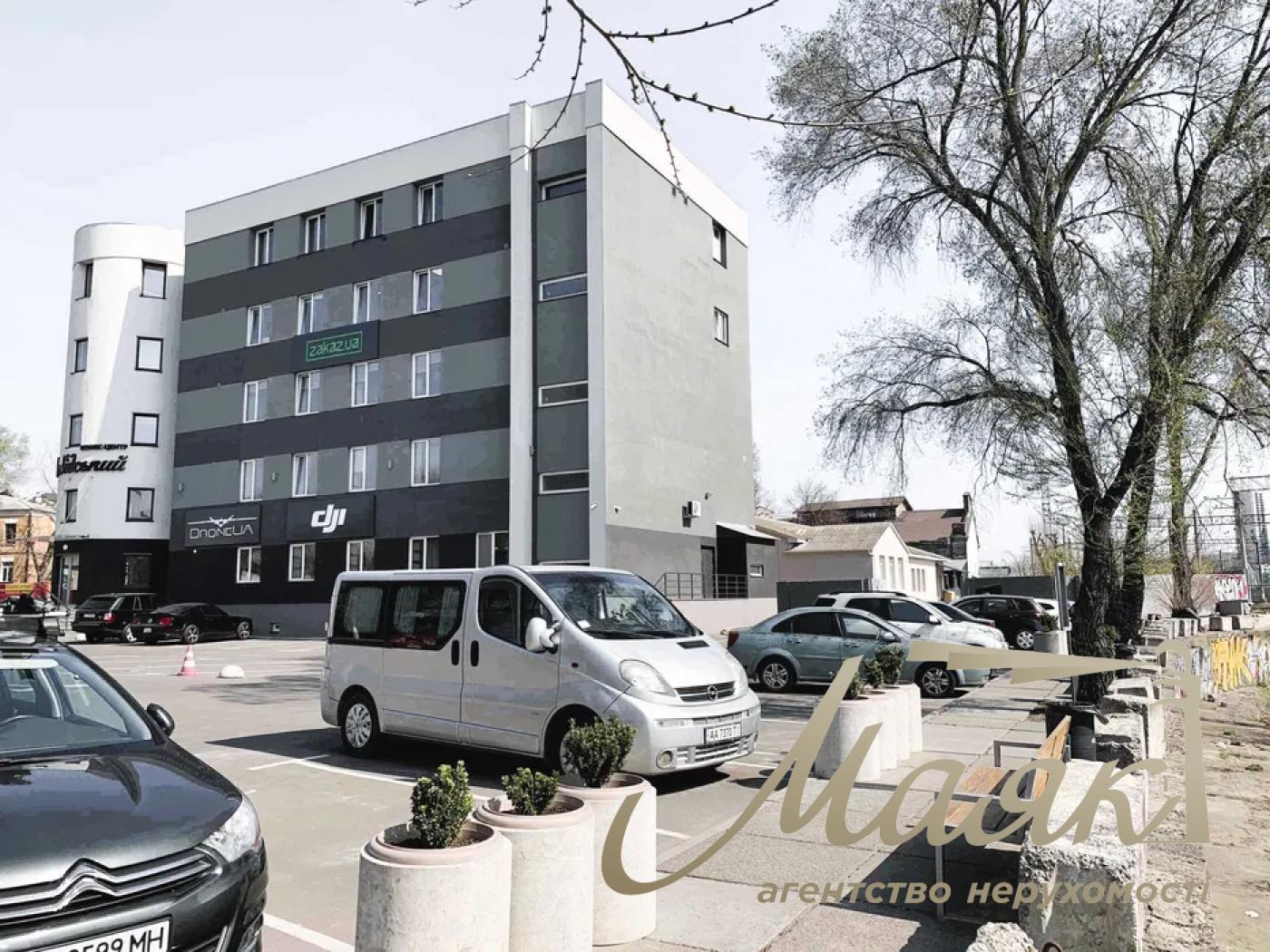 Оренда офісу 377м2 у БЦ Залізничне шосе 2-А, Печерський район.