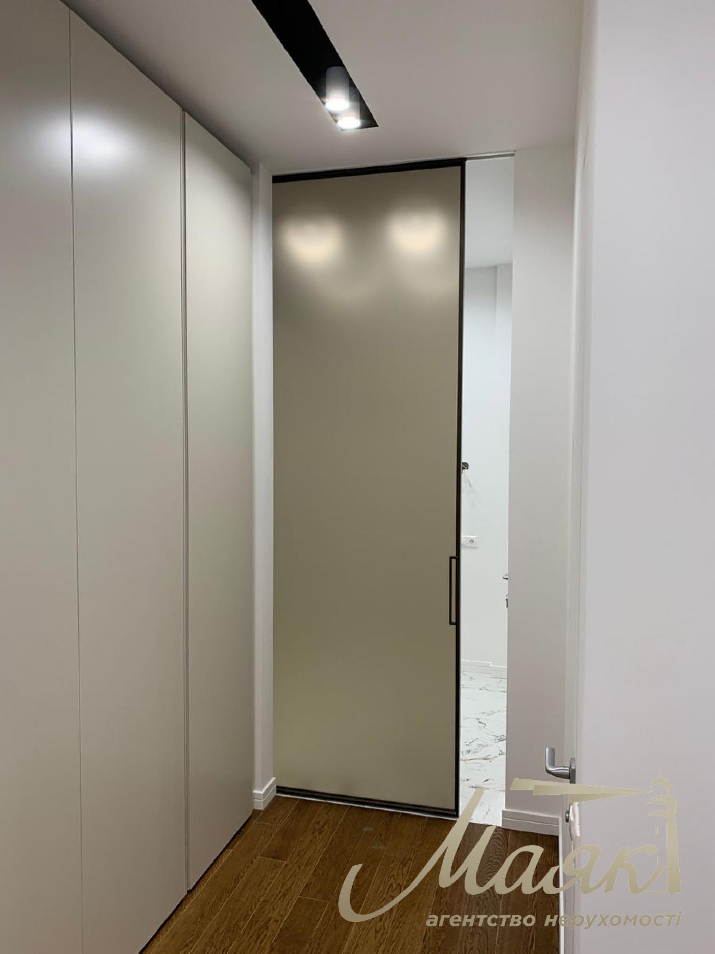 Sale of 2-room apartment in Prestige Hall residential complex, Anri Barbusse st.