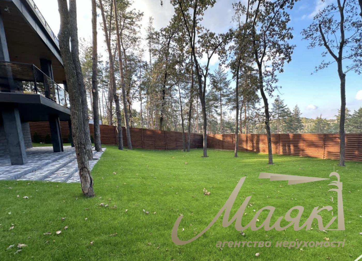 Продажа 2х-этажного дома  200м2 в с. Ходосовка в КГ "Нова Ходосовка" , Киево-Святошинский район