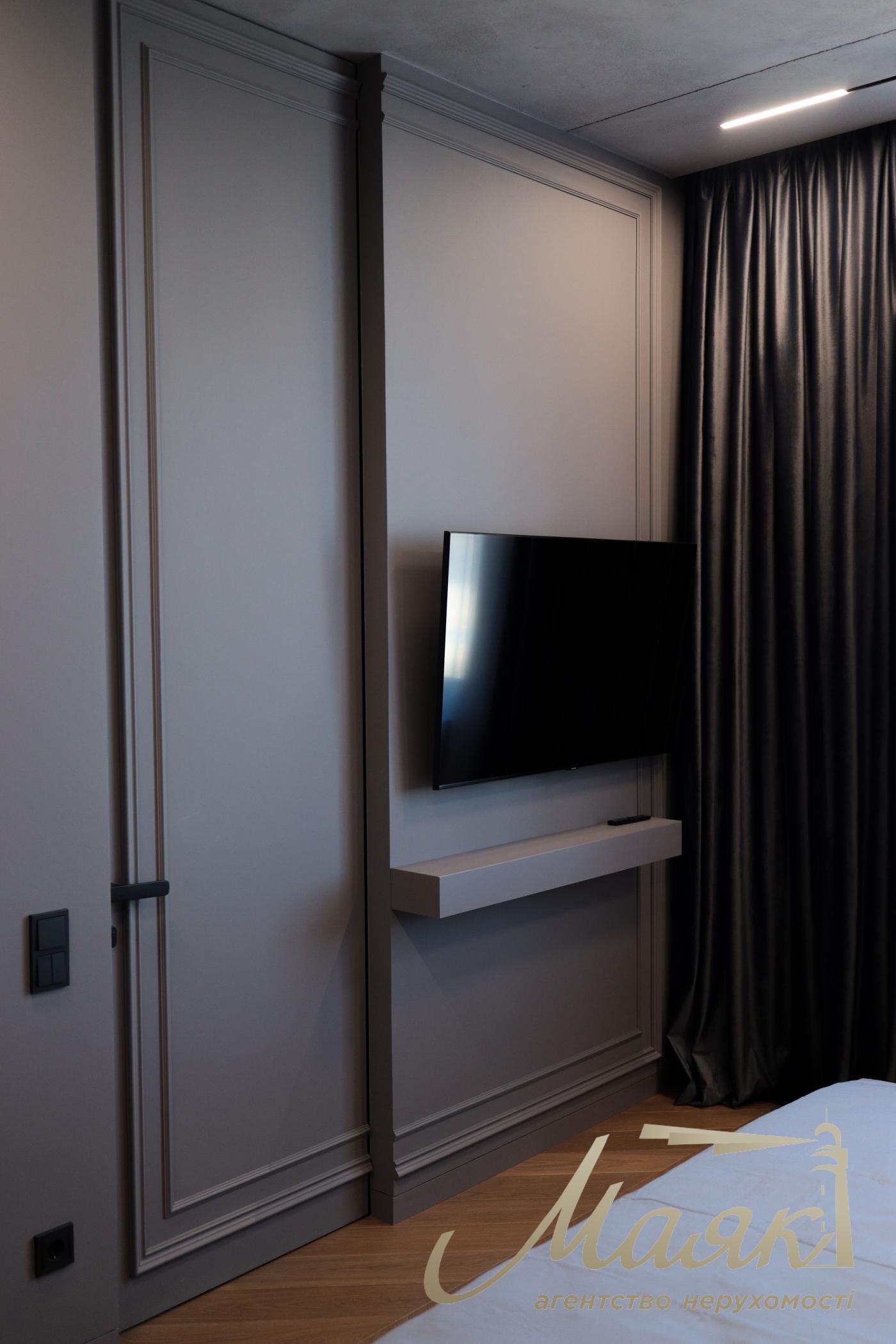 Sale of a 2-room apartment in the residential complex Crystal Park Tower, Shevchenkivskyi district