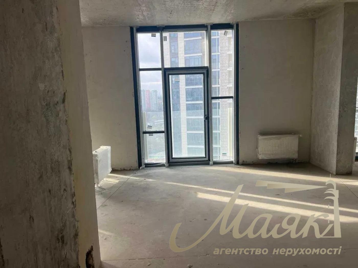 For sale 4-room apartment LCD Novopecherskie Lipki, Verkhoglyada street (Dragomirov)