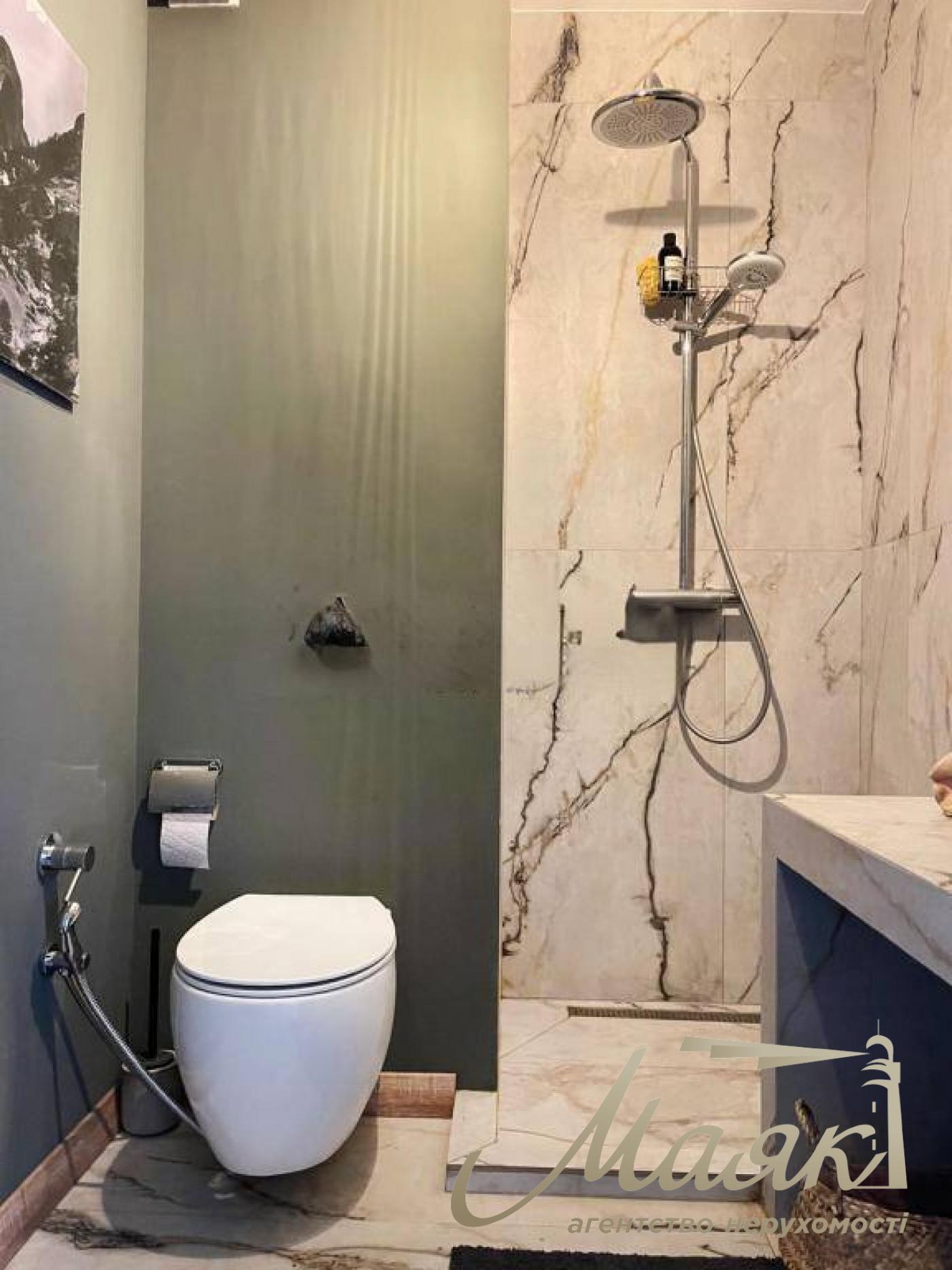 Продаж видової 4-х кімнатної квартири, 113 м2 в ЖК Славутич Зарічний