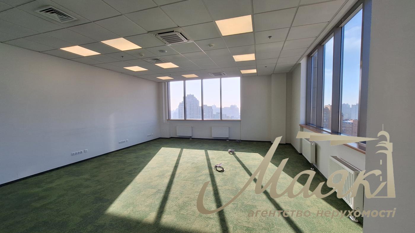 Оренда офісу 1373м2 в БЦ Сенатор, вул.Князів Острозьких 32/2, Печерськ.