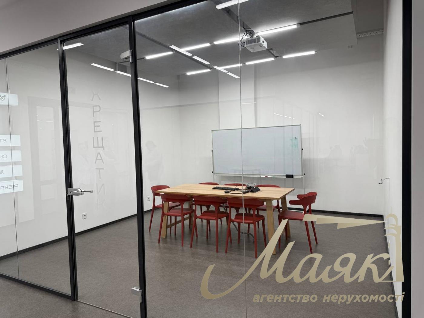 Оренда офісу 410 м2 в БЦ з ремонтом Олімпійська Центр