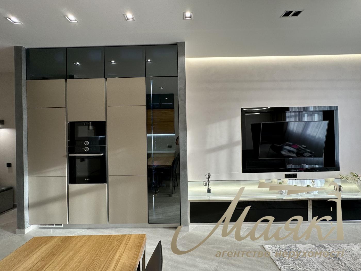 Оренда 3-кімнатної квартири (85м2) в ЖК Новопечерські Липки