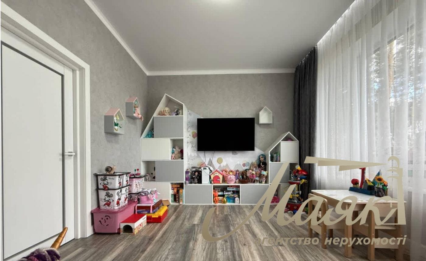 Продаж 2-х поверхового будинку 220м2, КМ Нова Ходосівка