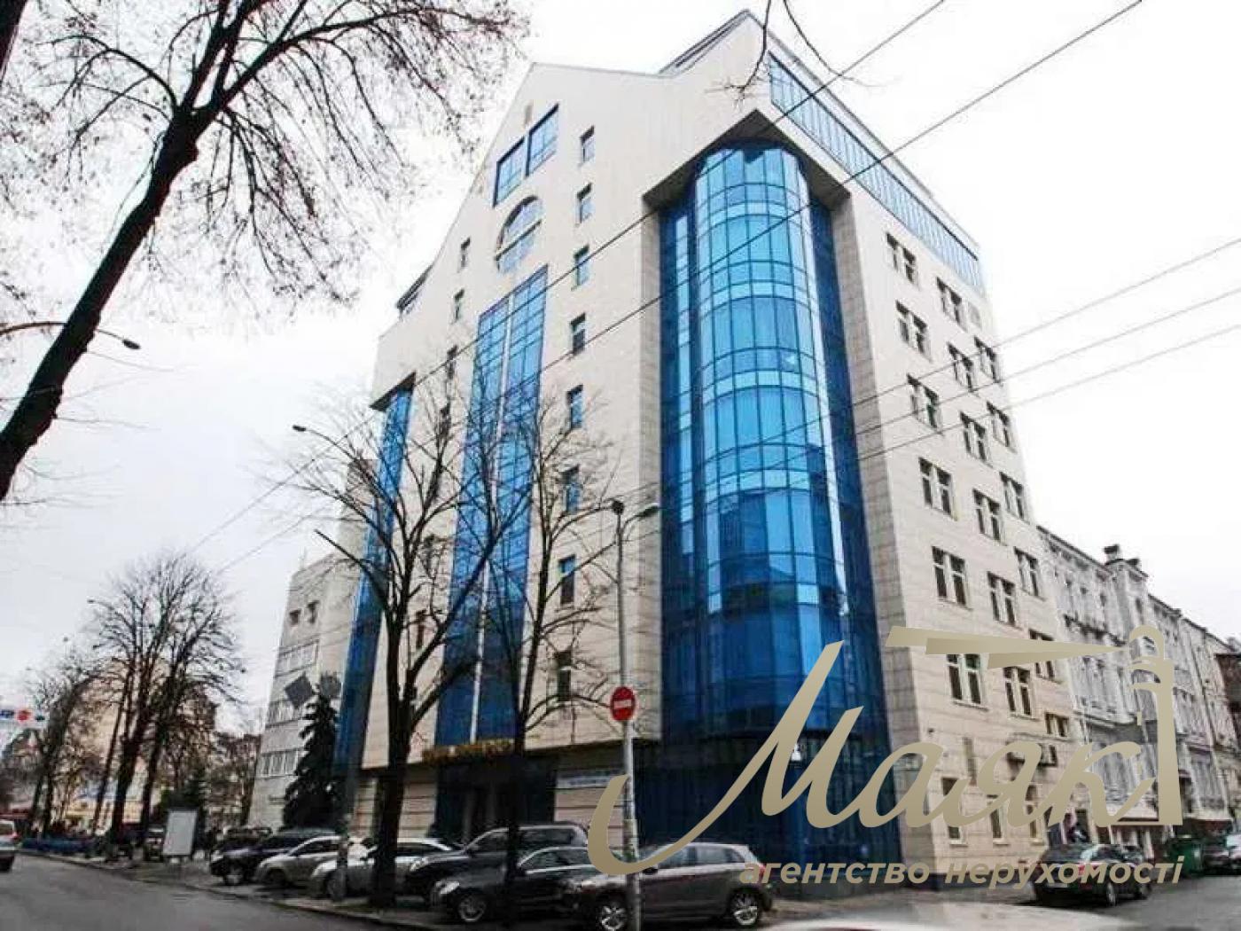 Оренда офісу 208 м2 у БЦ Сапфір, Хрестовий провулок 2, Печерський район.