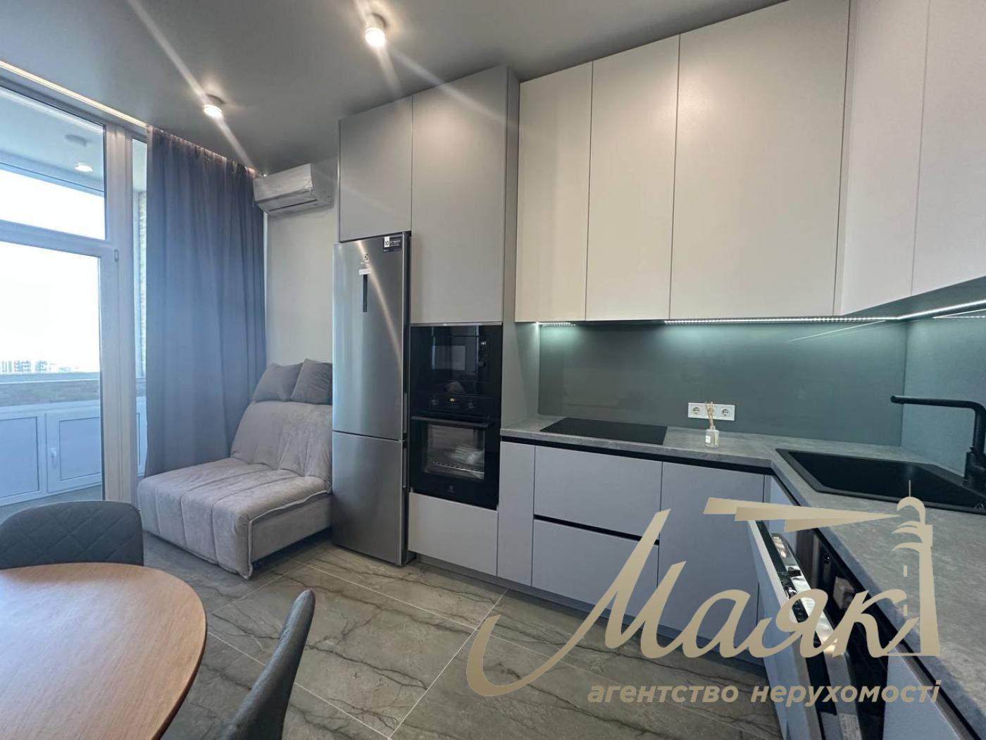 Оренда 1 кімнатної квартири в ЖК Manhattan City, проспекте.Берейстейський 11, Політехнічний інститут.