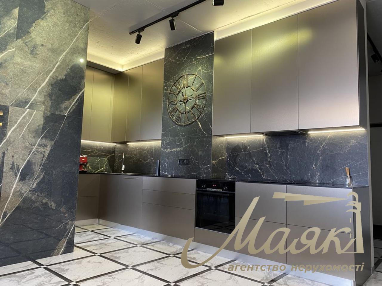 Продаж 2-к квартири з дизайнерським ремонтом в ЖК DELMAR вул.Драгомирова