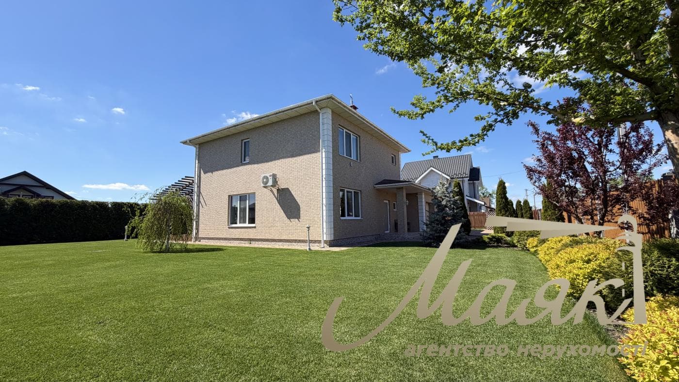 Продаж 2х-поверхового будинку 246м2 с. Зелений Бір/Крушинка, Одеський напрямок, Київська область.