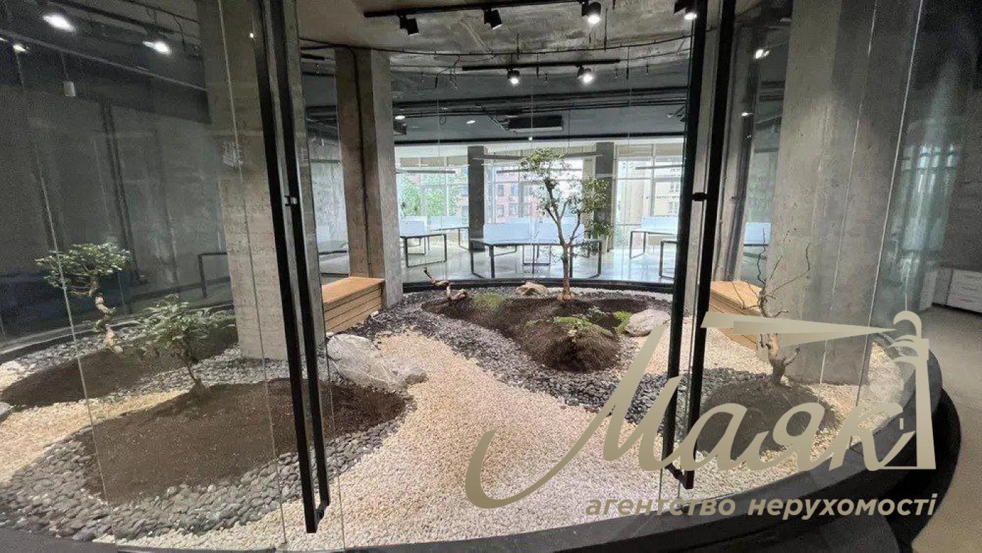 Оренда офісу 1000 кв.м в БЦ Хвиля (Wave) вул. Коновальця 36Д