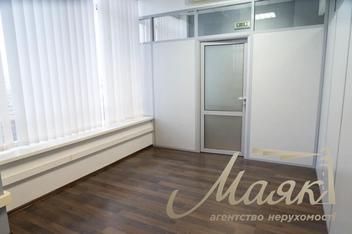 Rent office 223m2 on Zagorivska str. 23, Shevchenko district.