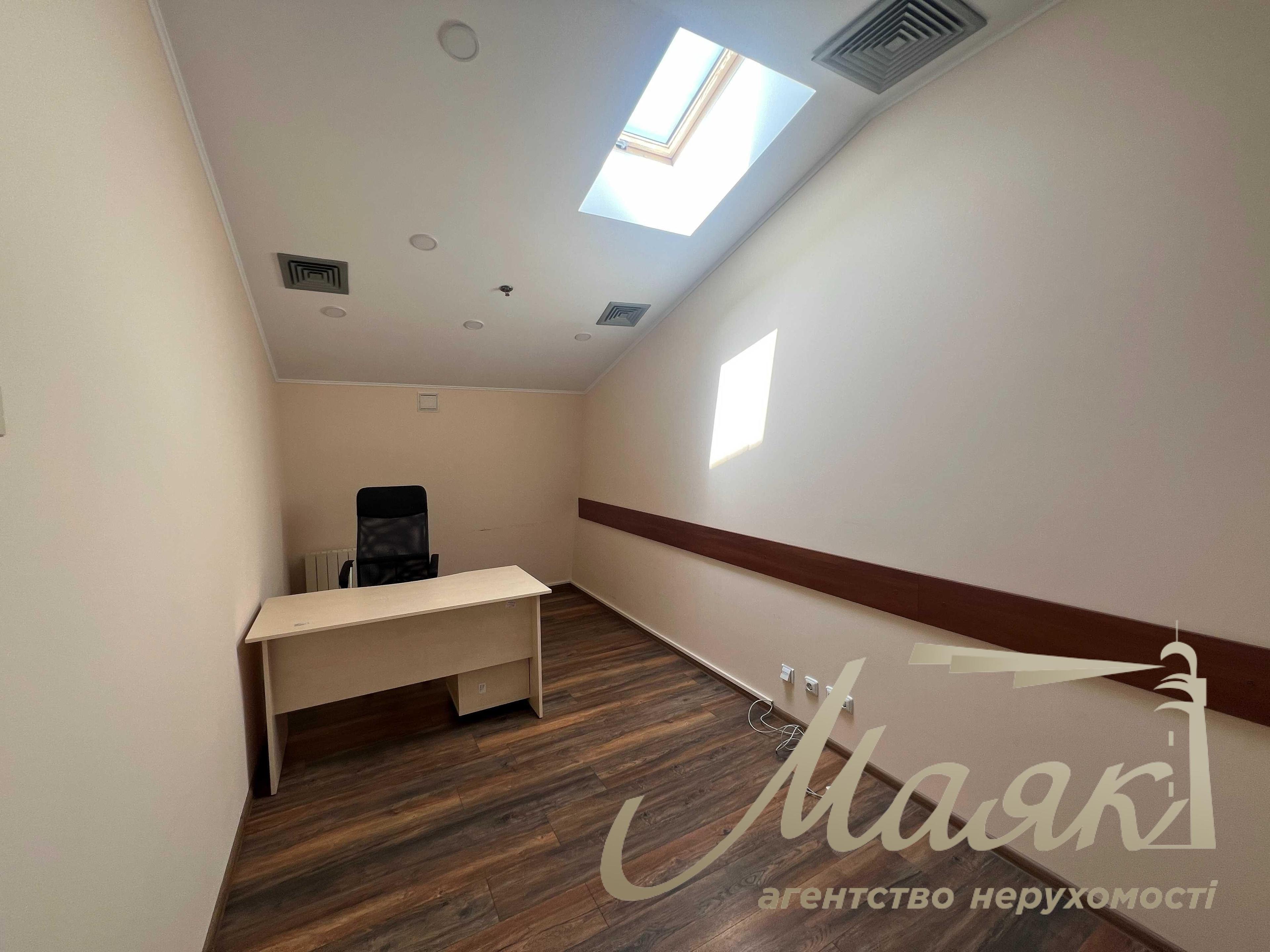 Аренда офиса 178м2 в БЦ «Арена Сити» Киев